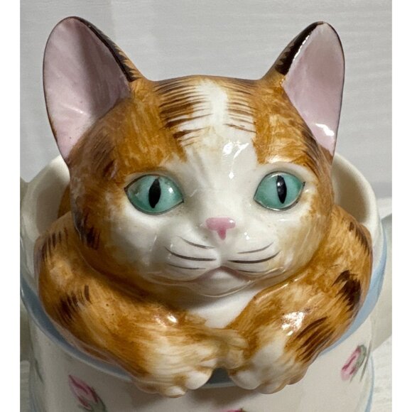 Vintage Cat Themed Music Box Kitten in a Tea Pot Ceramic Floral Pattern Japan - Picture 4 of 8